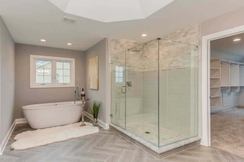 Walk-in Shower with Open Entrance